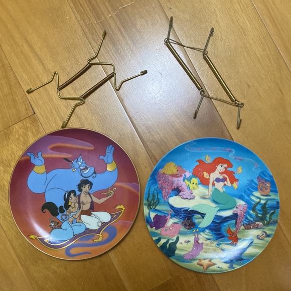 Vintage Rare Disney Collectible Decorative Plates - Picture 8 of 8